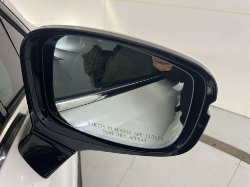 Used 2024 Honda Odyssey Elite image 47