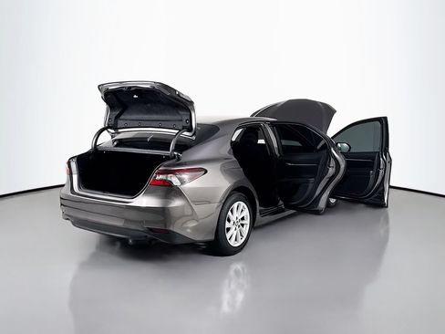 Used 2023 Toyota Camry LE FWD image 22