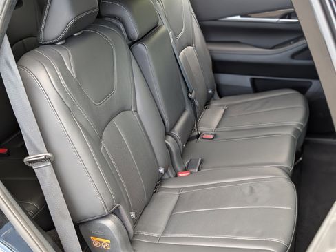 Used 2025 INFINITI QX60 Pure image 22