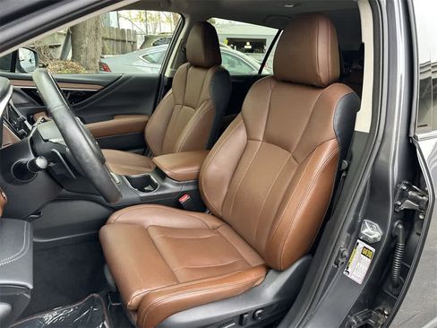Used 2023 Subaru Outback Touring image 11
