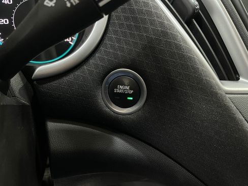 Used 2021 Chevrolet Malibu RS image 19