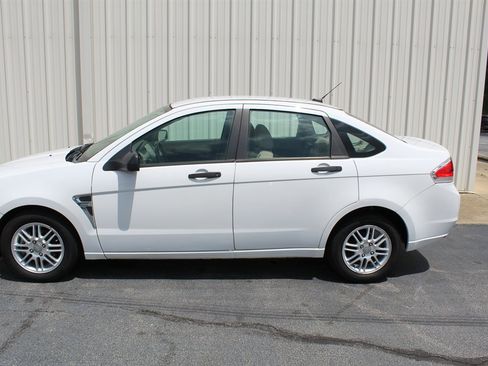 Used 2008 Ford Focus SE image 5