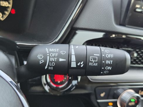 Used 2025 Honda CR-V EX-L image 17