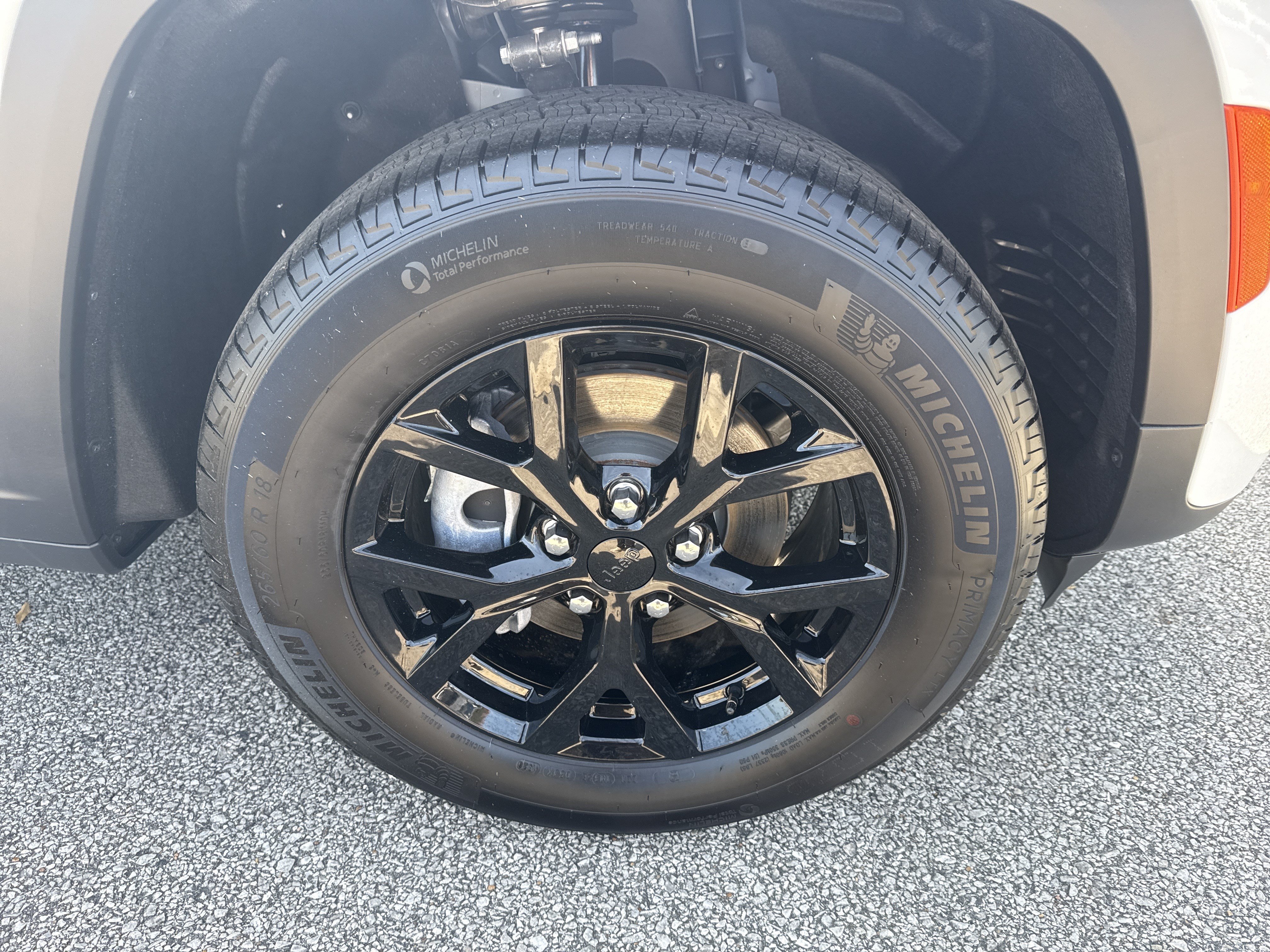 New 2026 Jeep Grand Cherokee Altitude RWD image 12