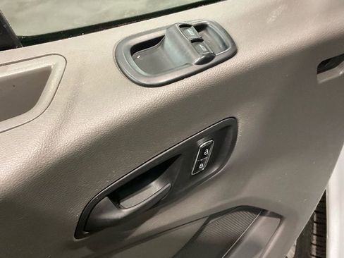 Used 2023 Ford Transit 250 Base image 7