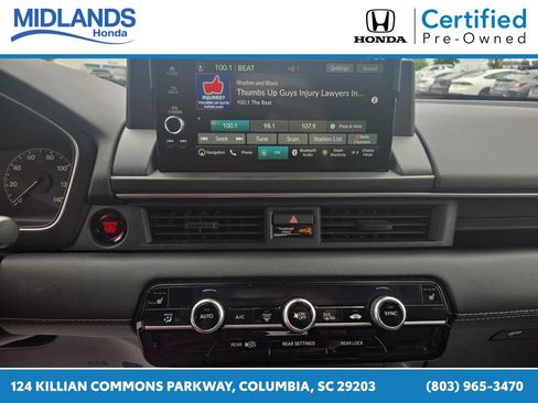Certified 2023 Honda Pilot Touring image 21