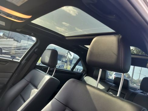 Used 2016 Mercedes-Benz E 350 Sedan image 16