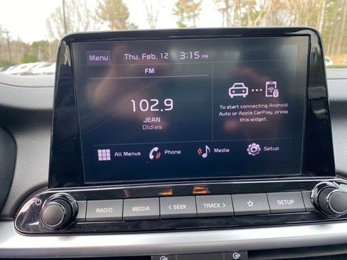 Used 2024 Kia Forte LXS FWD image 9