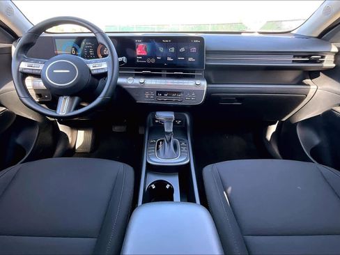 Certified 2025 Hyundai Kona SEL image 14