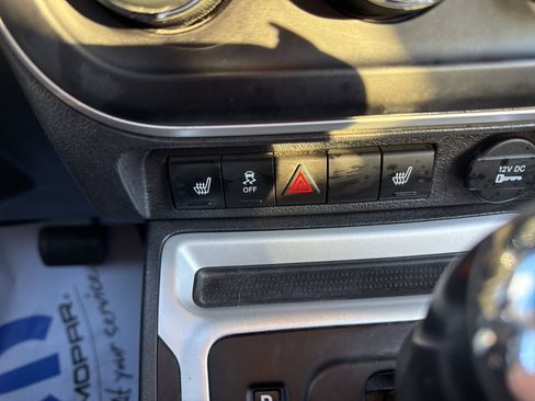 Used 2016 Jeep Compass High Altitude image 14