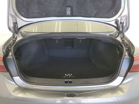 Used 2019 INFINITI Q50 Luxe w/ Cargo Package (L96) RWD image 10