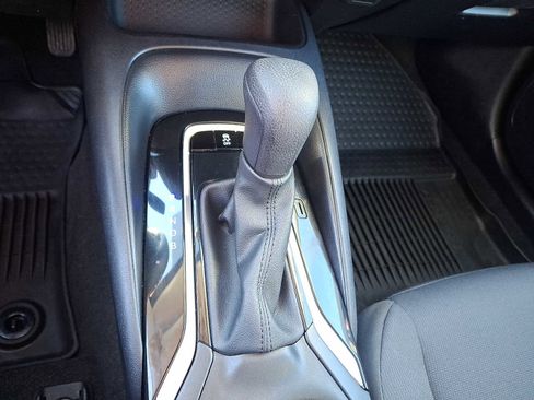 Used 2023 Toyota Corolla LE image 17