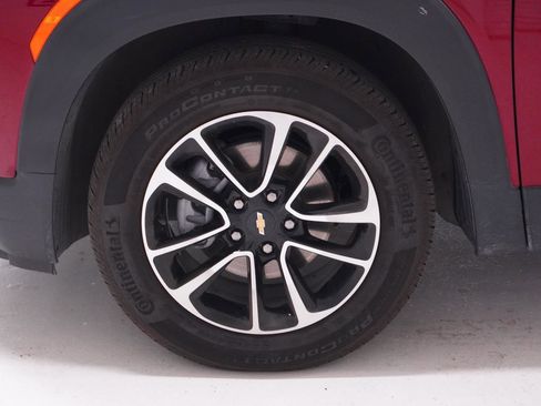 Used 2025 Chevrolet TrailBlazer LT w/ Convenience Package image 11