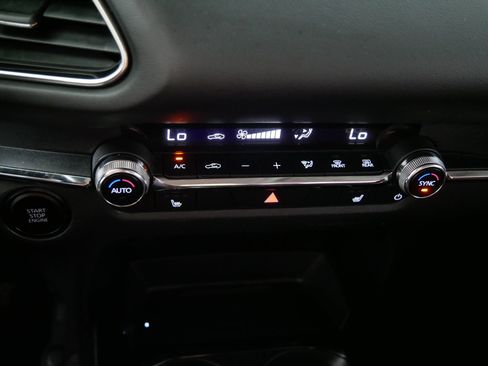Used 2024 MAZDA CX-30 AWD 2.5 S w/ Preferred Package image 23