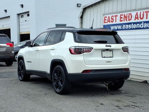 Used 2021 Jeep Compass Latitude w/ Sun and Sound Group FWD image 3