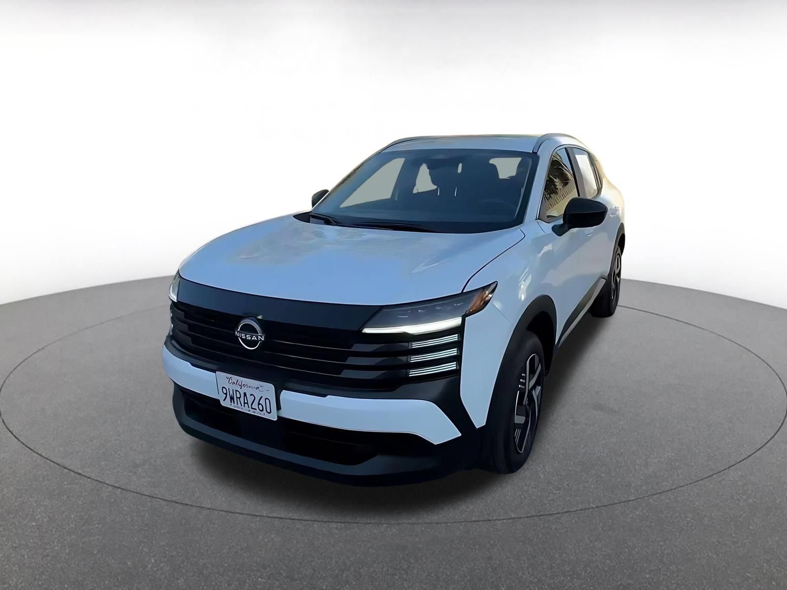 Used 2026 Nissan Kicks SV w/ Cold Weather Package FWD image 6