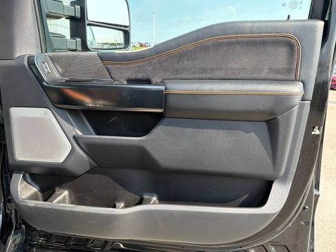 Used 2024 Ford F250 Platinum AWD/4WD image 30