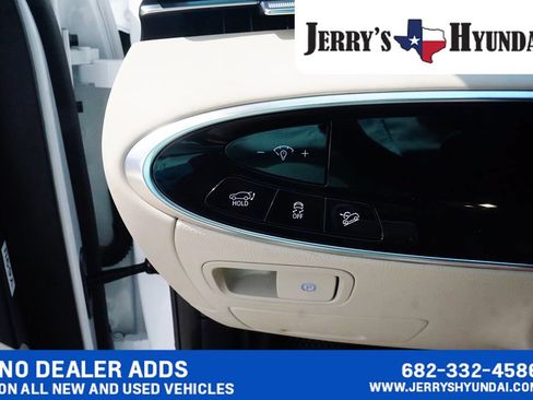 Used 2026 Genesis GV70 2.5T AWD/4WD image 18