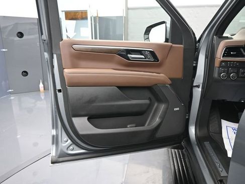 Used 2026 Chevrolet Tahoe High Country image 13