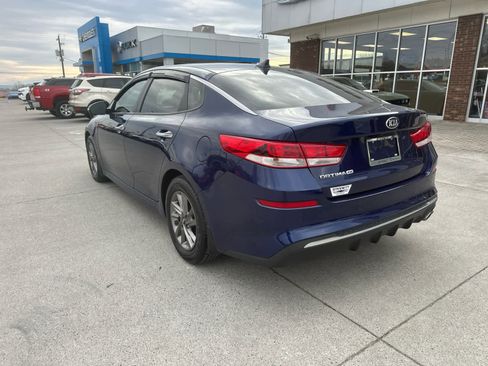 Used 2020 Kia Optima LX image 8