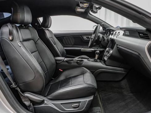 Used 2015 Ford Mustang Premium RWD image 26