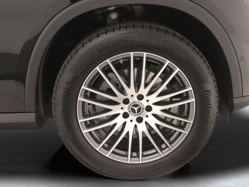 New 2026 Mercedes-Benz GLC 300 image 11