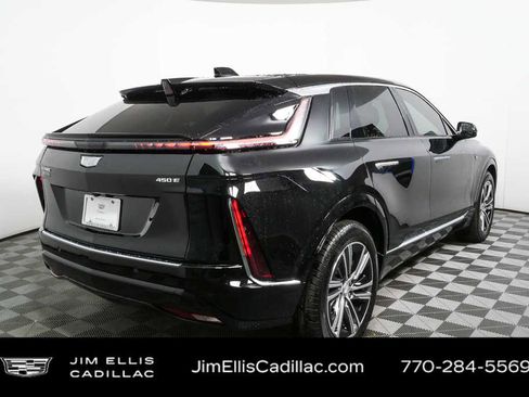 New 2026 Cadillac Lyriq Luxury image 3