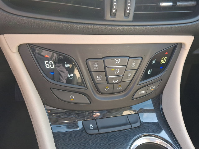 Certified 2017 Buick Envision Premium w/ Driver Confidence Package AWD/4WD image 17
