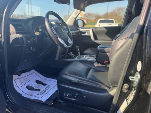 Used 2023 Toyota 4Runner Limited image 8
