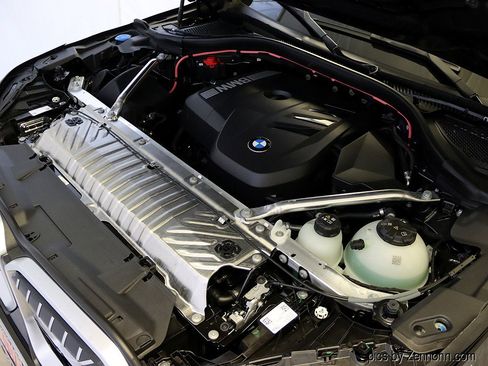 Used 2025 BMW X3 xDrive30i w/ Premium Package image 40