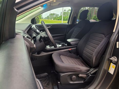 Used 2015 Ford Edge SE AWD/4WD image 14