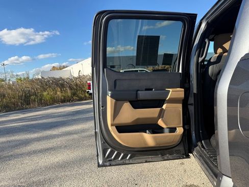 Used 2023 Ford F150 XLT image 31