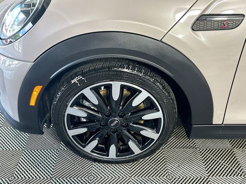 Used 2023 MINI Cooper S image 11