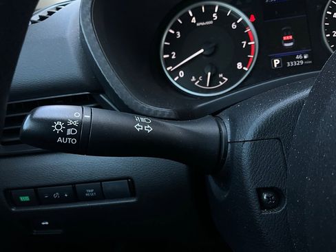 Used 2025 Nissan Sentra S image 31