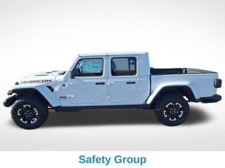 New 2026 Jeep Gladiator Rubicon w/ Safety Group AWD/4WD video 3
