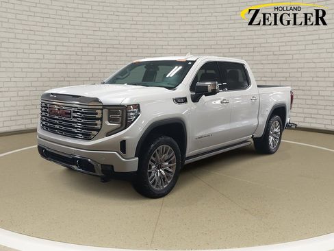 Used 2022 GMC Sierra 1500 Denali image 1