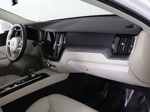 Used 2023 Volvo XC60 B5 Core w/ Climate Package image 30