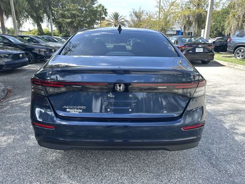Used 2025 Honda Accord SE image 5