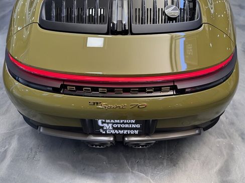 Used 2026 Porsche 911 GTS image 8
