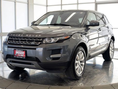 Used 2015 Land Rover Range Rover Evoque Pure image 4