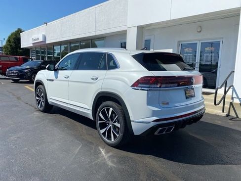 New 2026 Volkswagen Atlas Cross Sport SEL Premium R-Line image 11