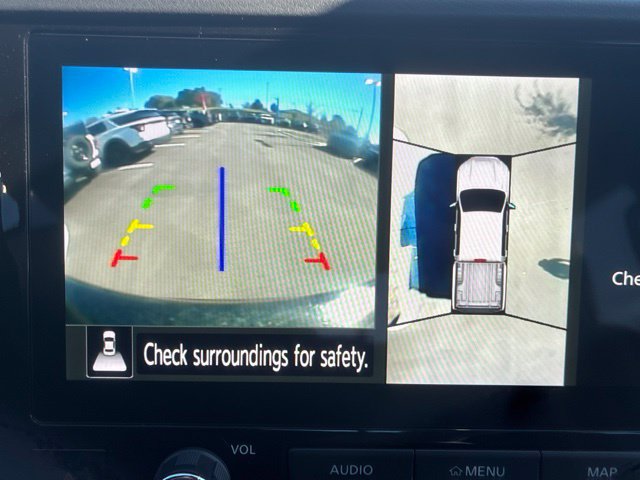 Used 2025 Nissan Frontier 4x4 Crew Cab image 42