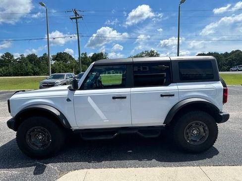 Used 2024 Ford Bronco Black Diamond AWD/4WD image 3