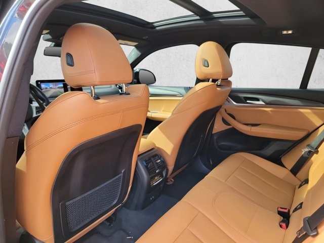 Used 2022 BMW X4 xDrive30i w/ M Sport Package 2 AWD/4WD image 18