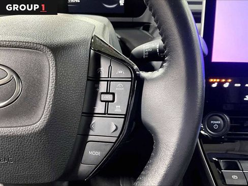 Used 2023 Toyota bZ4X XLE image 24