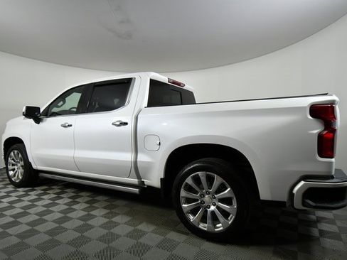 Used 2022 Chevrolet Silverado 1500 High Country image 14