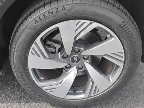 Certified 2025 Audi Q6 e-tron Premium Plus image 10