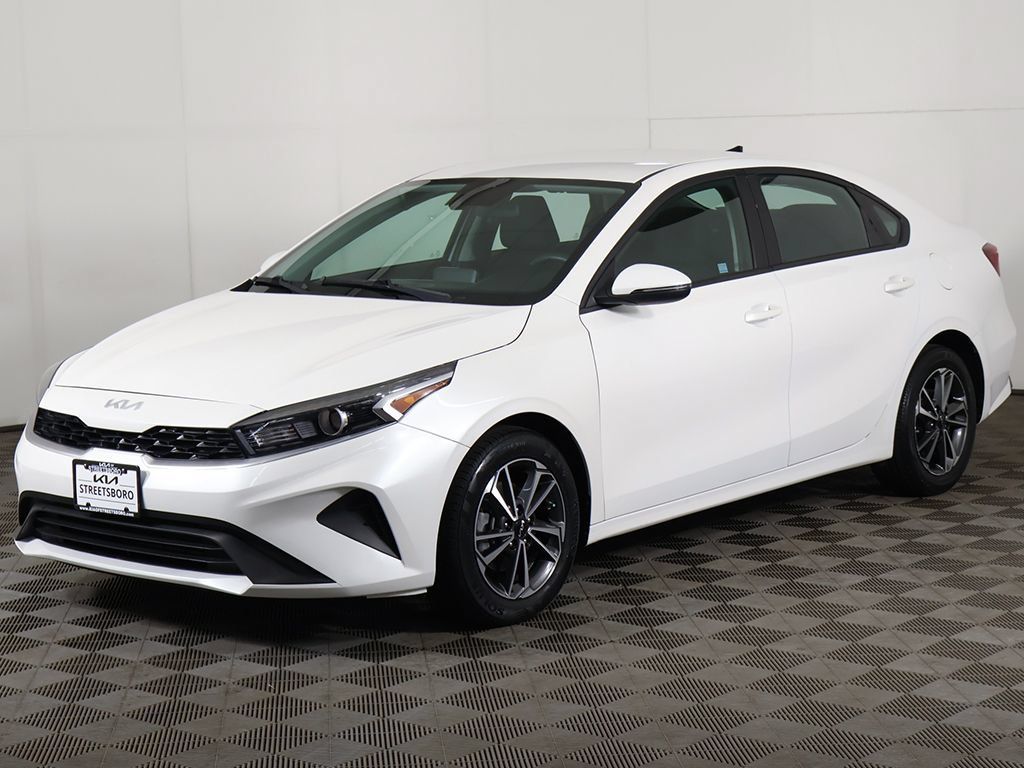 Used 2022 Kia Forte LXS w/ LXS Technology Package FWD image 10