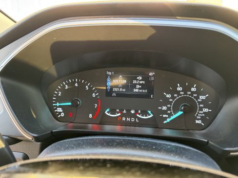 Used 2022 Ford Escape SE w/ SE Sport Appearance Package image 8