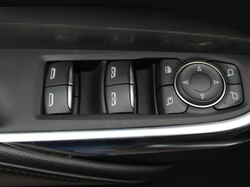 Used 2024 Cadillac XT4 Premium Luxury FWD image 14